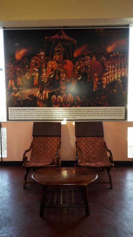 Hotel 100 Dehiwala-Mount Lavinia Eksteriør bilde